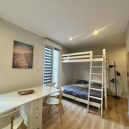 Gambetta Apartment *