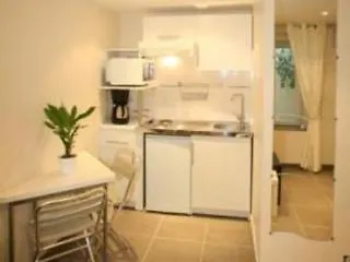 Gambetta Apartment *