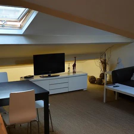 Gambetta Apartment *