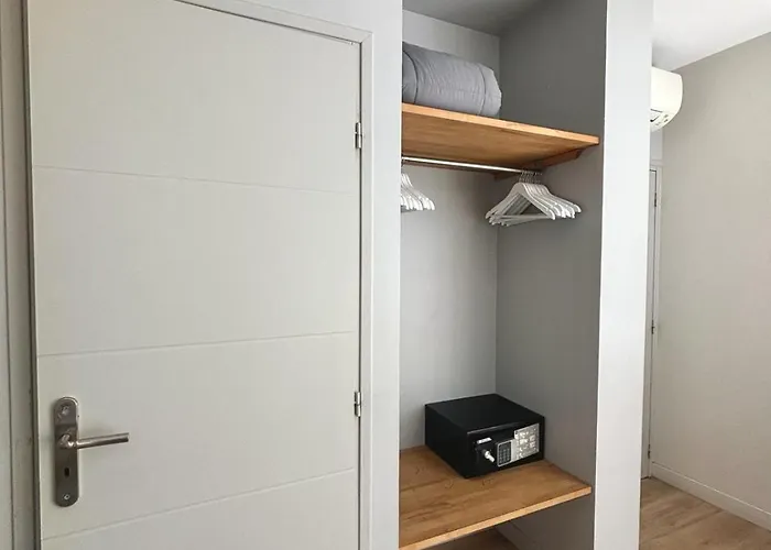Meublés Gambetta Apartamento Cannes