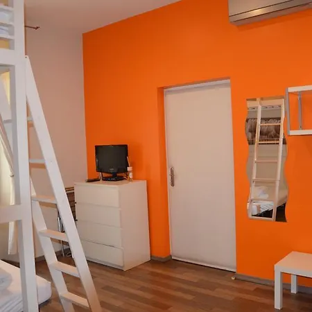 Meublés Gambetta Apartamento Cannes